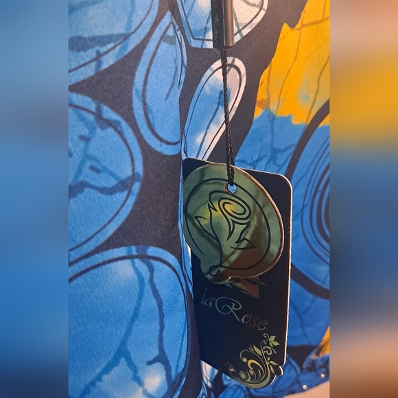 La Rose 2-piece Studded Skirt Set || See measurements - Picture 10 of 14